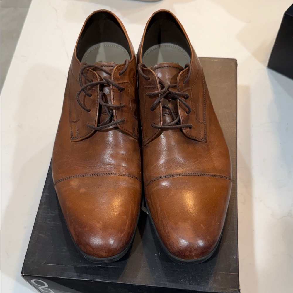 Clarks Tan Leather Men's Oxfords